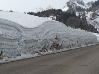 雪の堆積互層