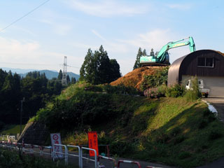 旭小プール埋立て